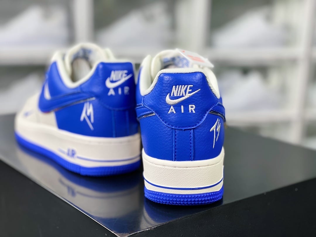 Nike Collab Branco, Preto e Royal TS Bordado - Vista 4