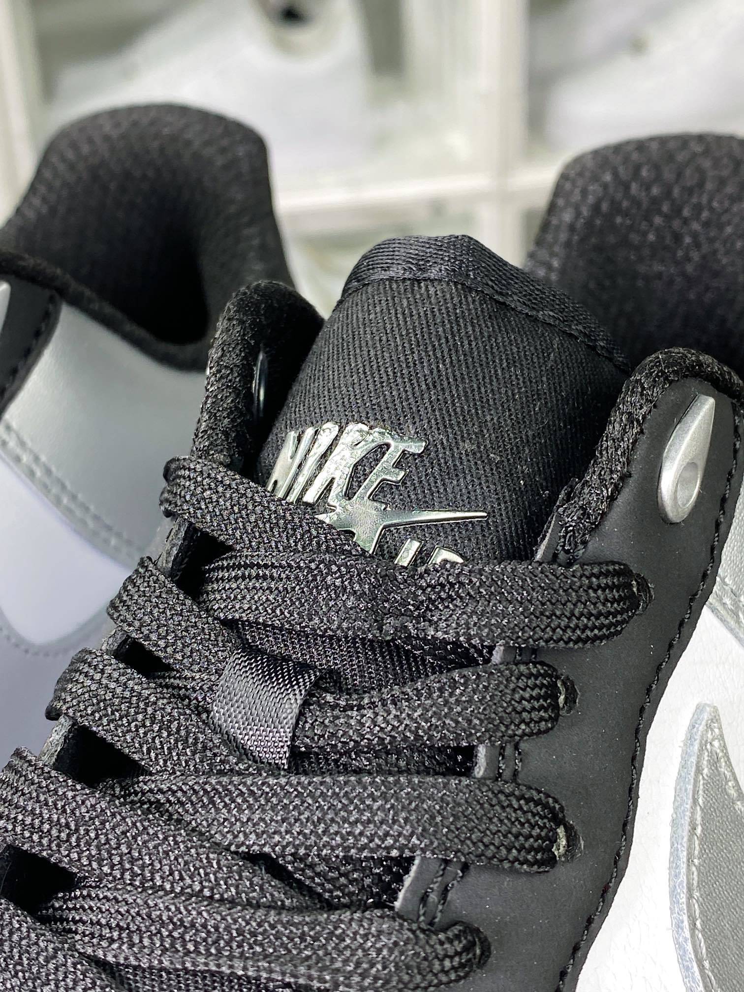 Nike Patchwork Metálico Prata, Preto e Branco - Vista 7