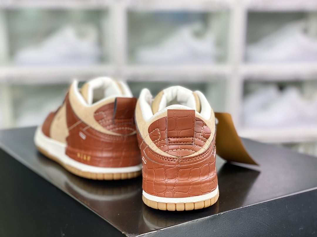 NK Dunk Low Mocha Chocolate Crocodilo - Vista 4