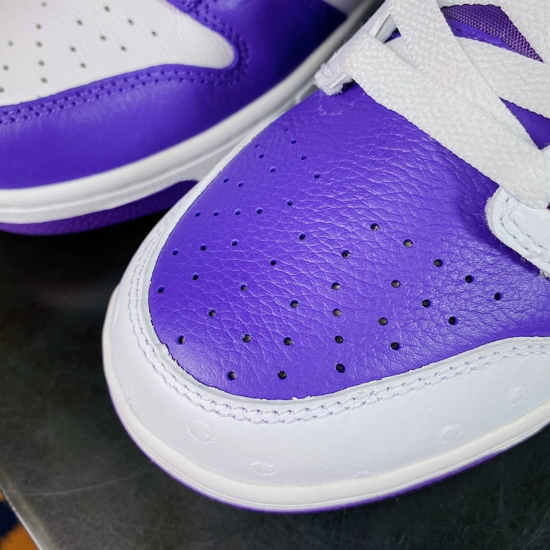 NK Dunk Low Torn Paper Dupla Branco e Roxo - Vista 5