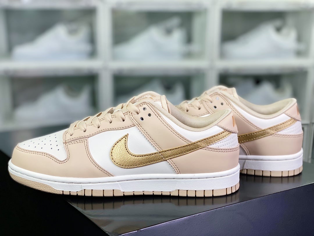 NK Dunk Low Alperce, Branco e Dourado - Vista 3