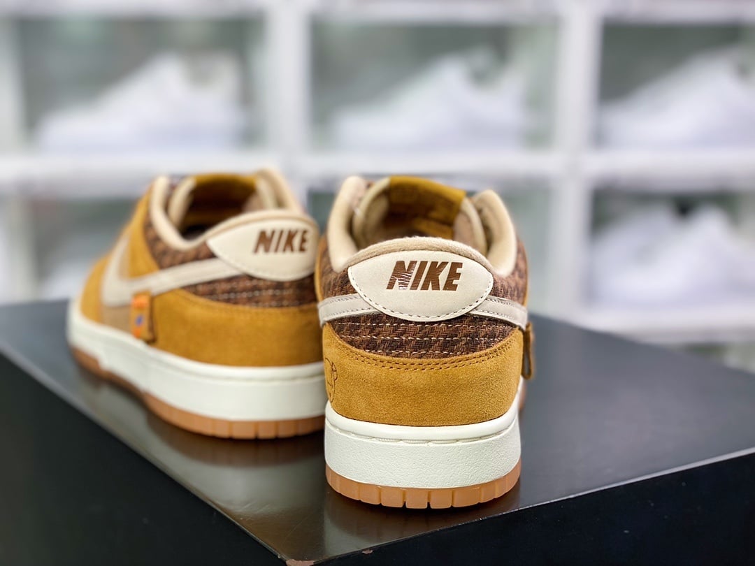 NK Dunk Low Castanho Azul Teddy - Vista 4