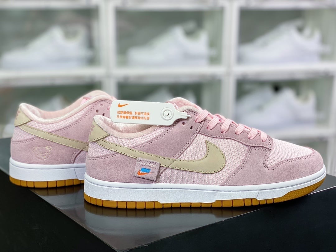 NK Dunk Low Marrom Claro Rosa Ursinho - Vista 2