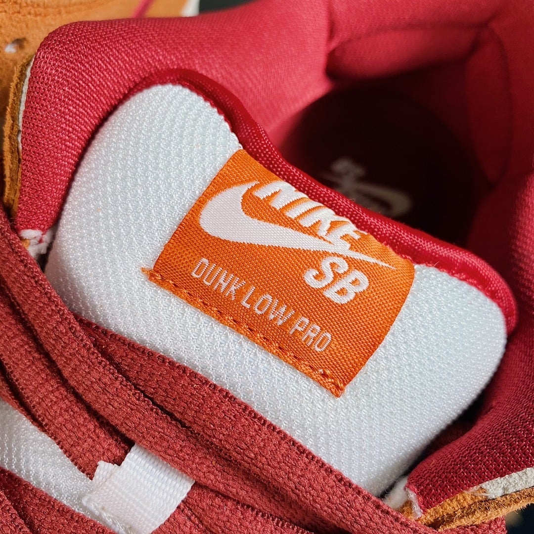 NK Dunk Low Dark Brown e Brick Red - Vista 6