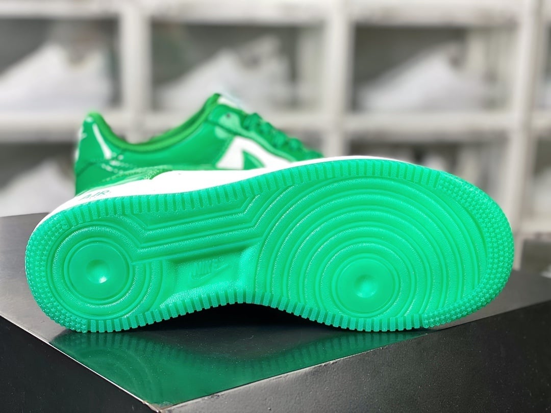 Nike Verniz Verde e Branco - Vista 4