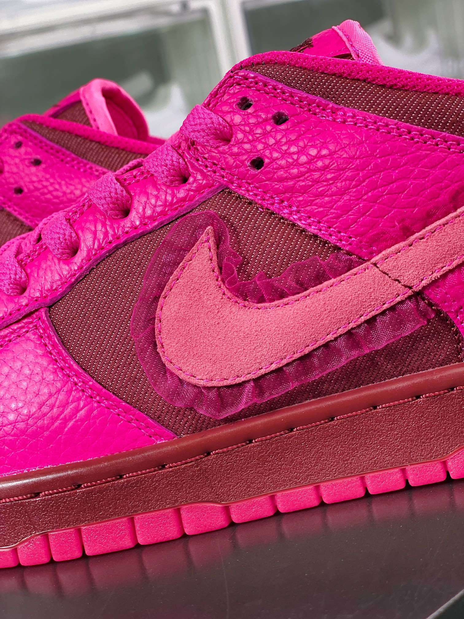 NK Dunk Low Rosa Valentine - Vista 7
