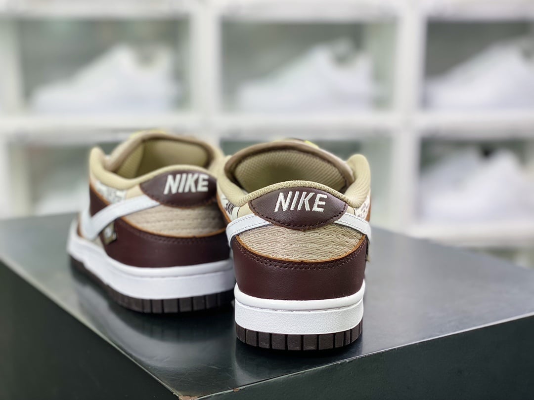 NK Dunk Low Branco Castanho Dourado - Vista 4