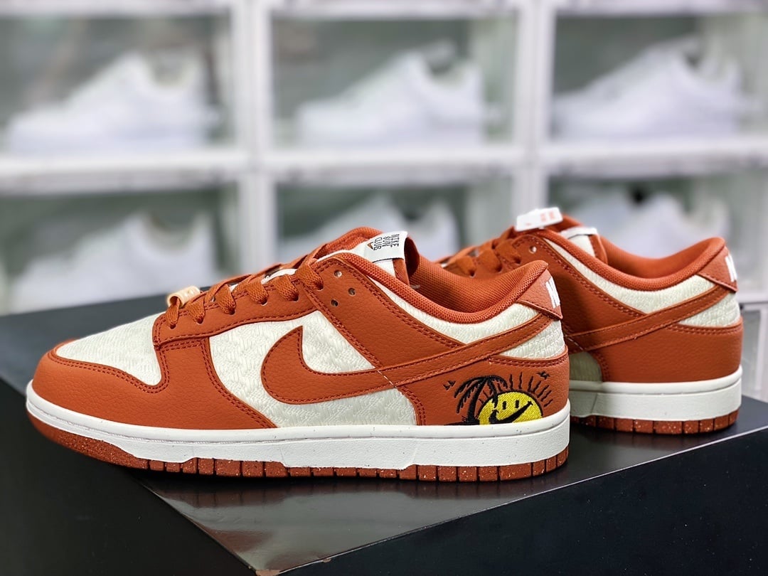 NK Dunk Low Branco Laranja Solar - Vista 3