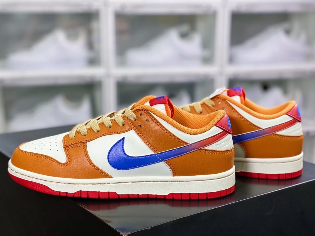 NK Dunk Low Branco Laranja Azul - Vista 3