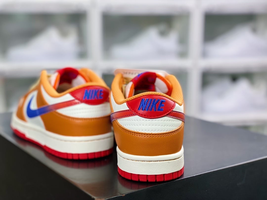 NK Dunk Low Branco Laranja Azul - Vista 4