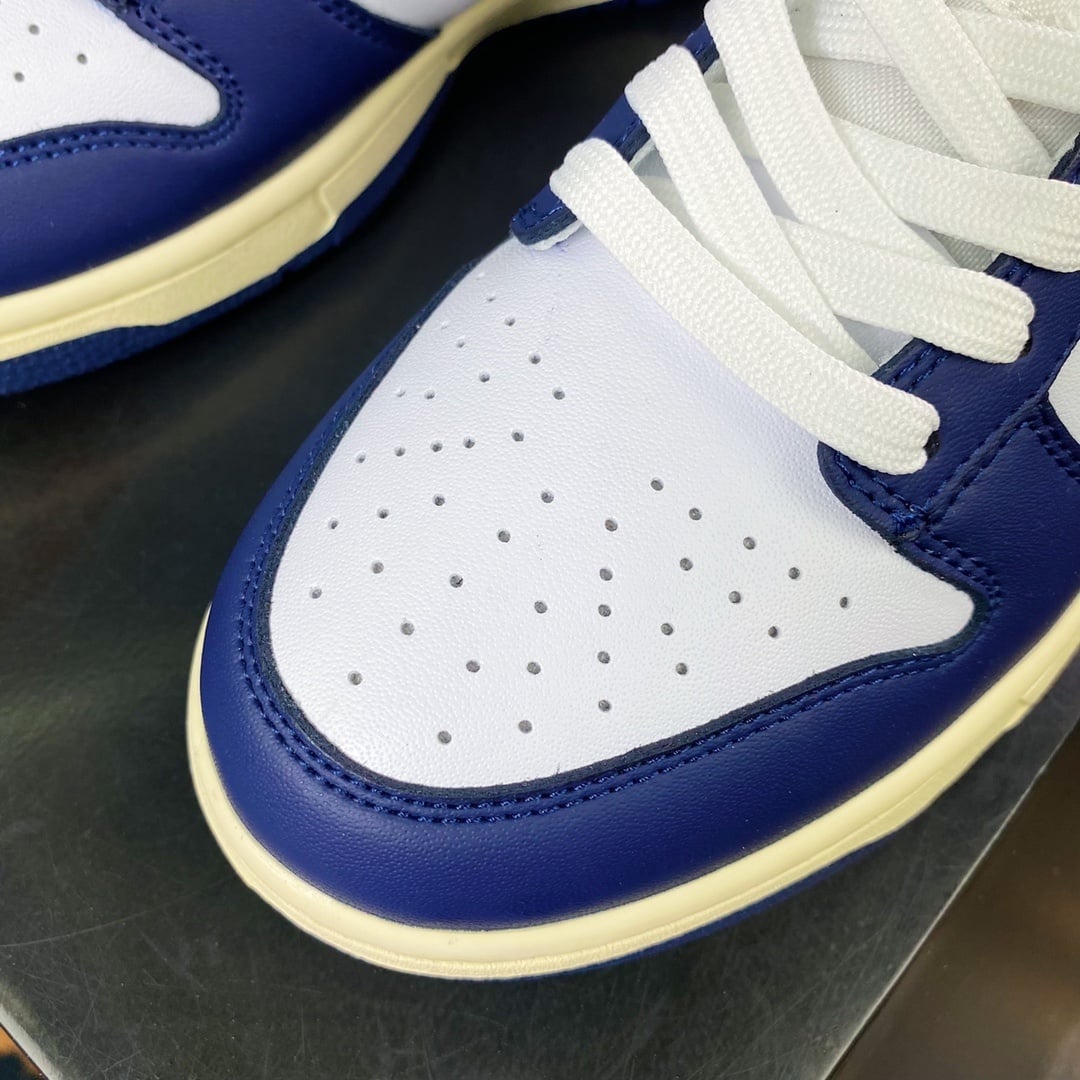 NK Dunk Low Branco e Marinho - Vista 5