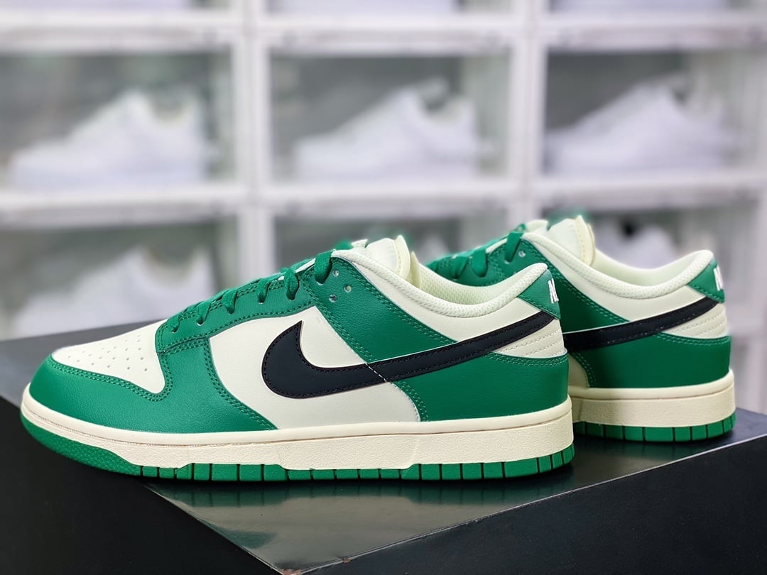 NK Dunk Low Verde Preto Branco Raspadinha - Vista 3