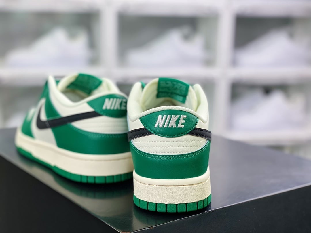 NK Dunk Low Verde Preto Branco Raspadinha - Vista 4