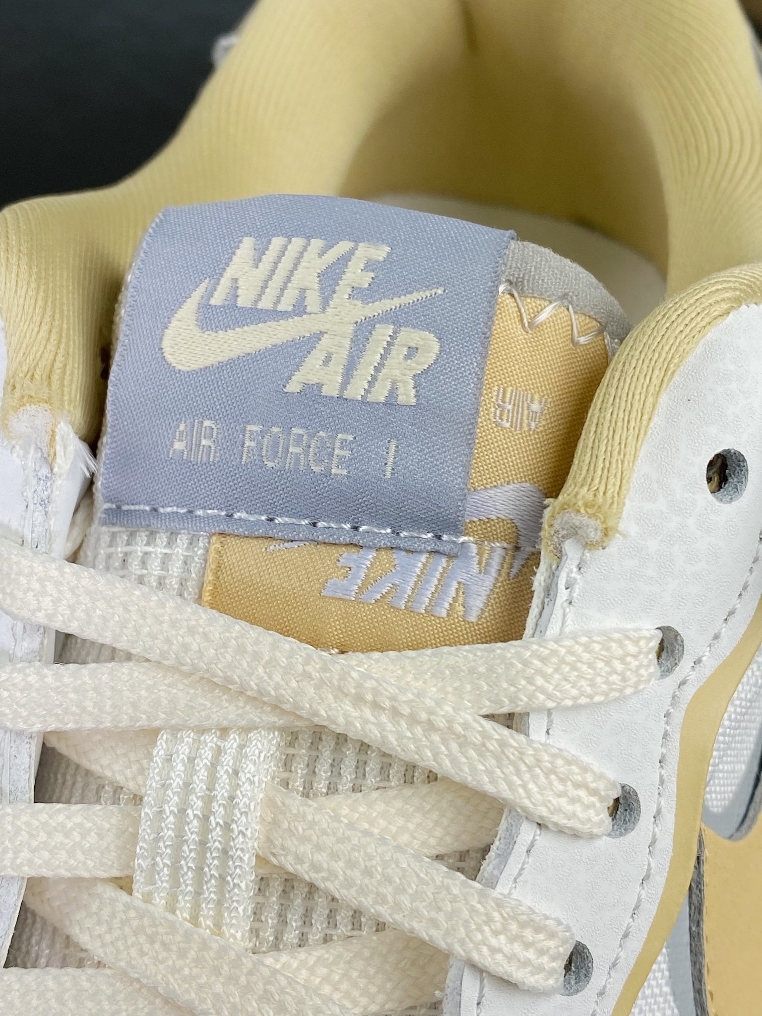 Nike Leather Branco, Cinza e Amarelo - Vista 7