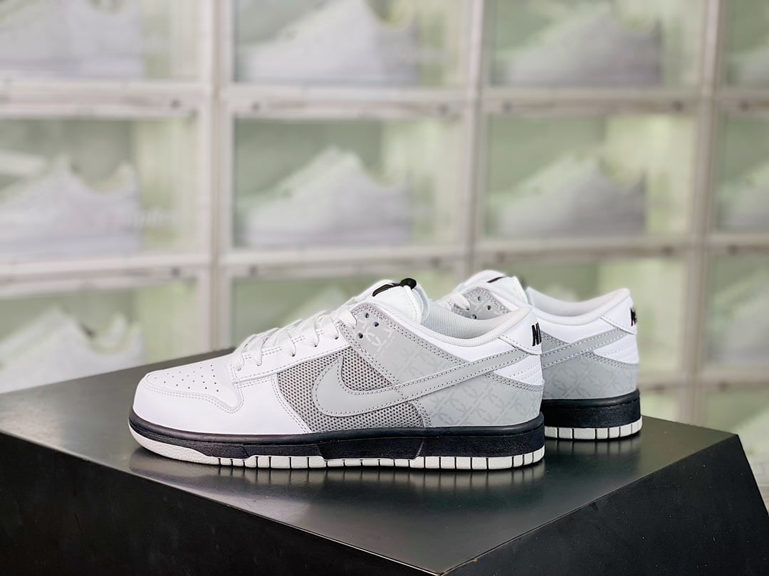 NK Dunk Low Branco, Cinza e Preto - Vista 2