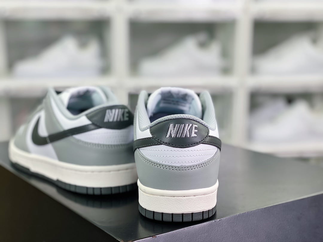 NK Dunk Low Branco Cinza Efeito Envelhecido - Vista 4