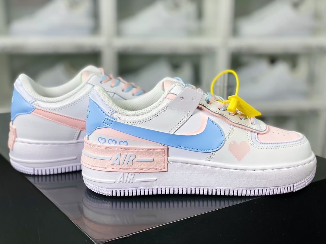 Nike Branco Rosa e Azul Pixel Heart - Vista 2