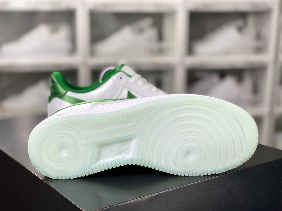Nike Silk Branco e Verde - Vista 5