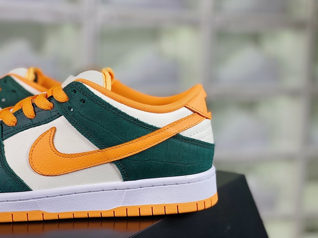 NK Dunk Low Branco, Verde e Amarelo - Vista 9