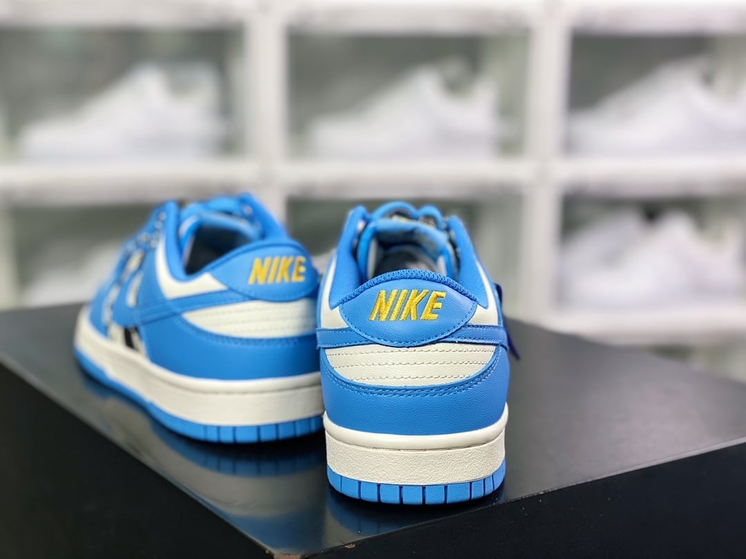 NK Dunk Low Branco Azul Krowheart - Vista 4