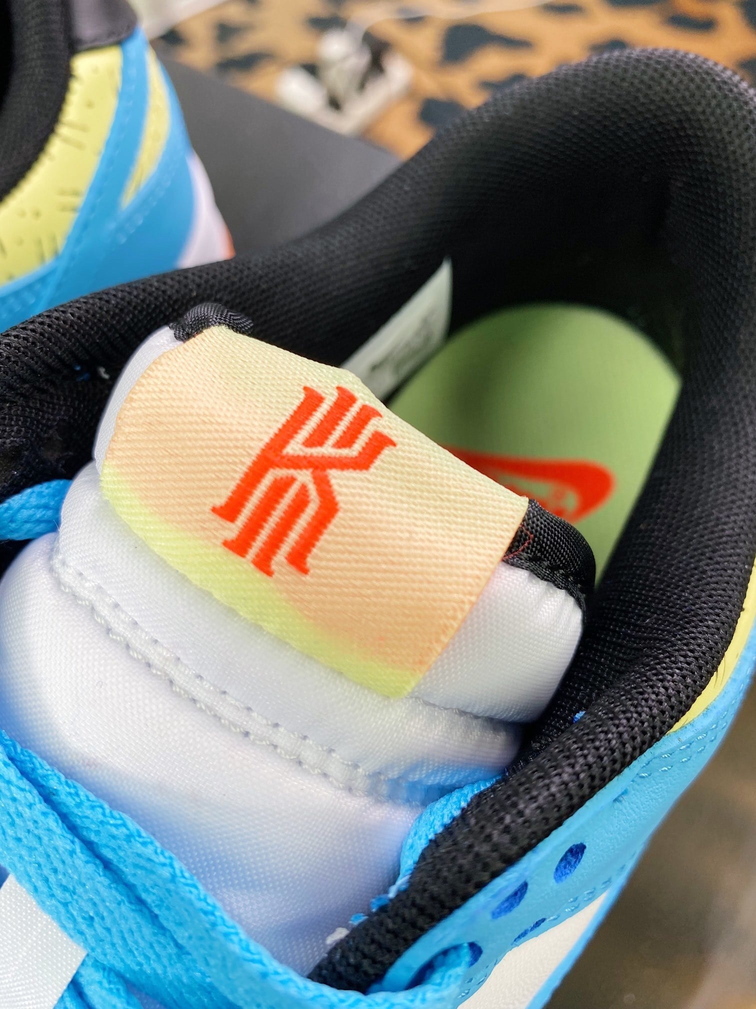 NK Dunk Low Branco e Azul Irving - Vista 7