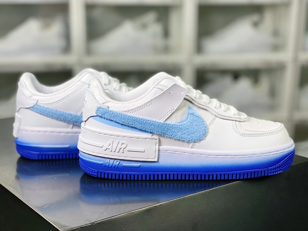 Nike Leather Branco e Azul Gradiente - Vista 3
