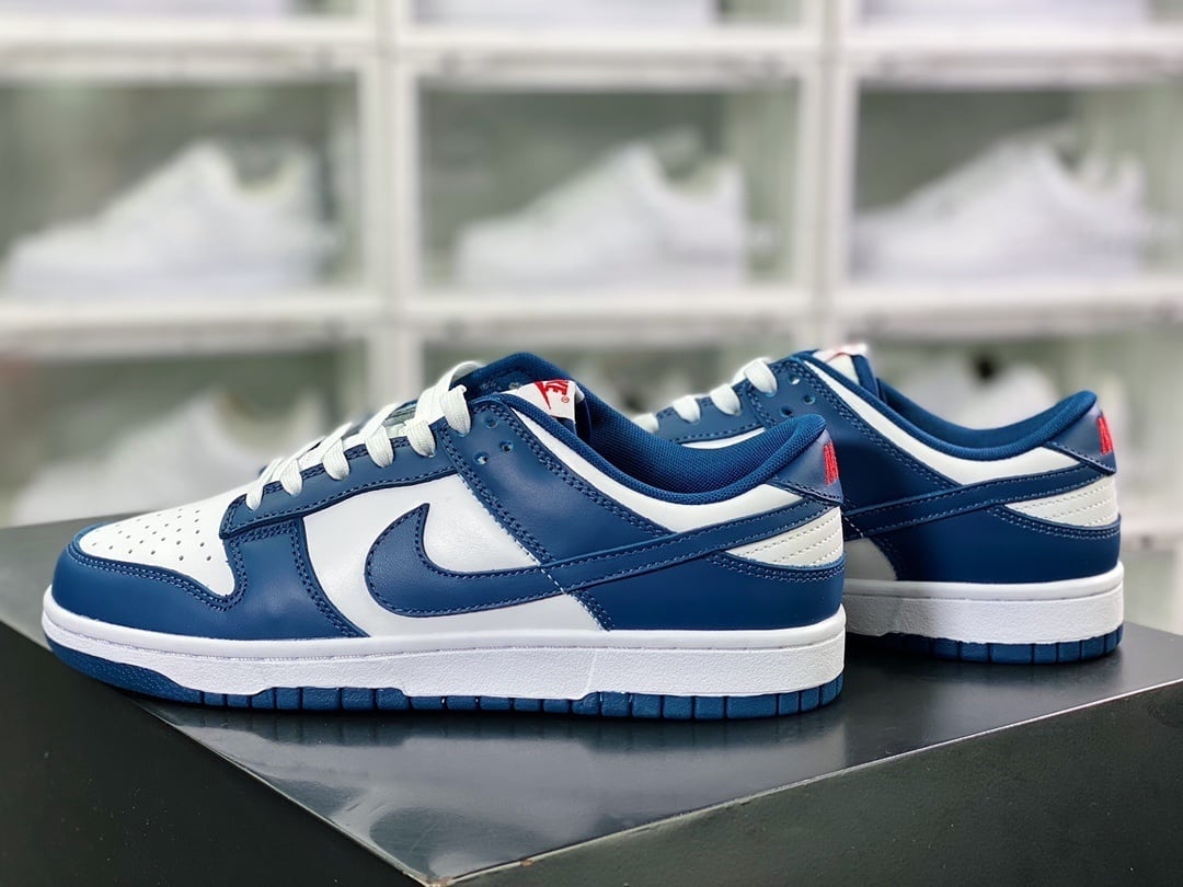 NK Dunk Low Branco e Azul Marinho - Vista 3