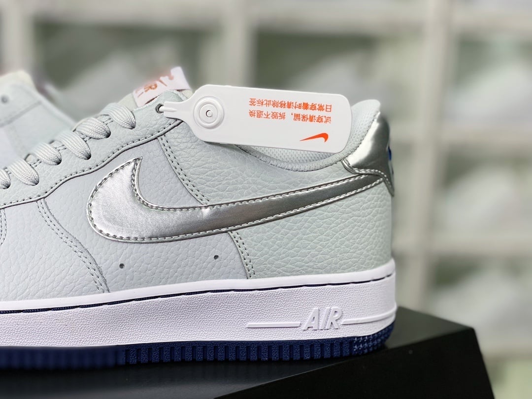 Nike White Haze Silver Hook - Vista 9