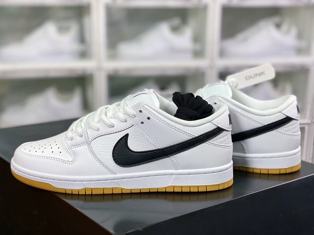 NK Dunk Low Branco Preto Laranja Logo - Vista 3