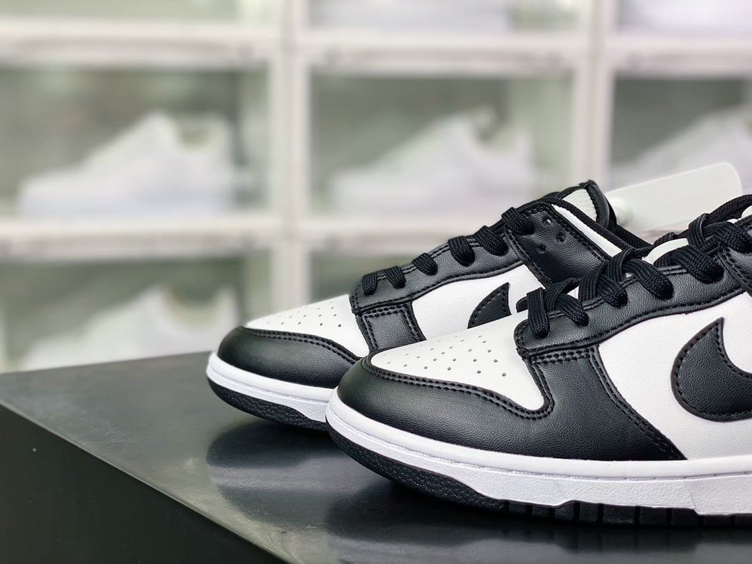 NK Dunk Low Preto e Branco Panda - Vista 8