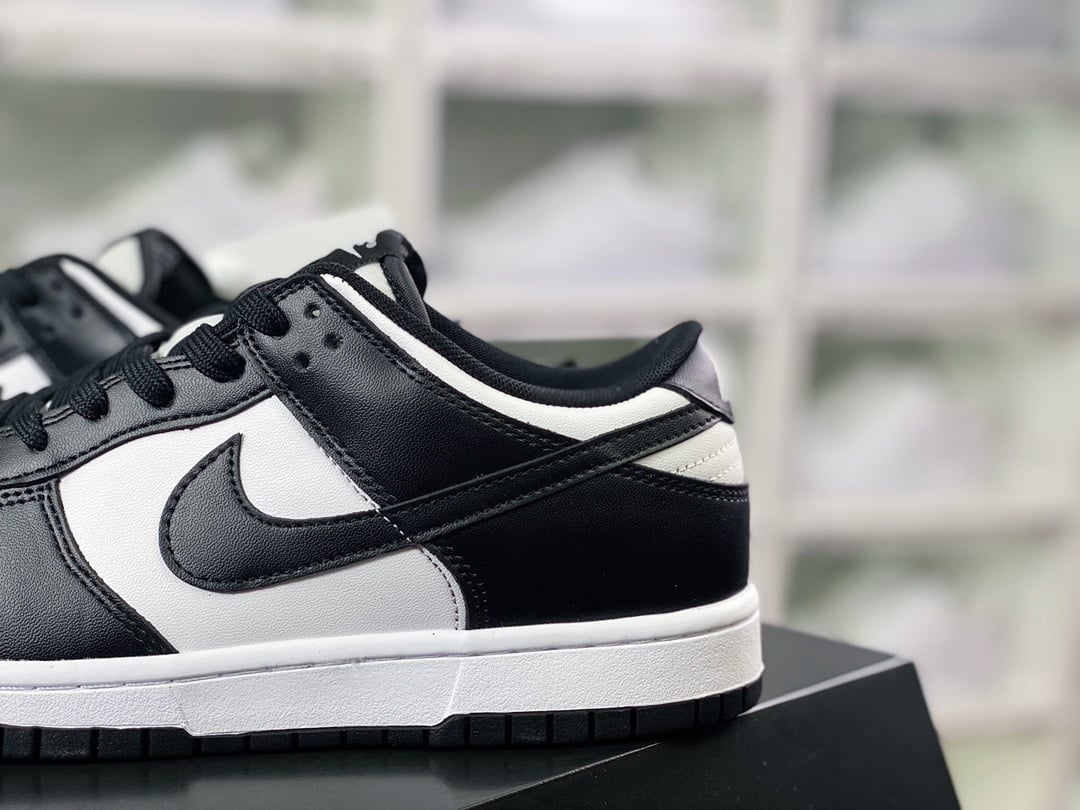NK Dunk Low Preto e Branco Panda - Vista 9