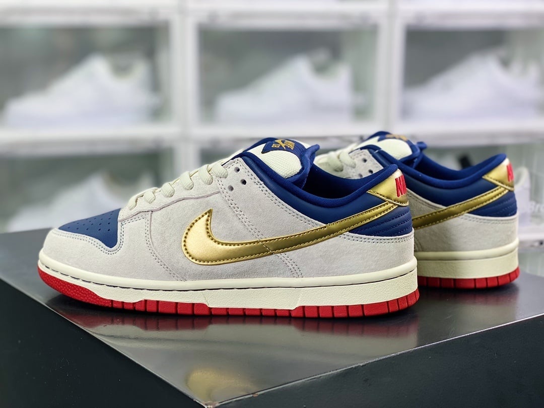NK Dunk Low Azul Royal e Cinza em Camurça - Vista 2