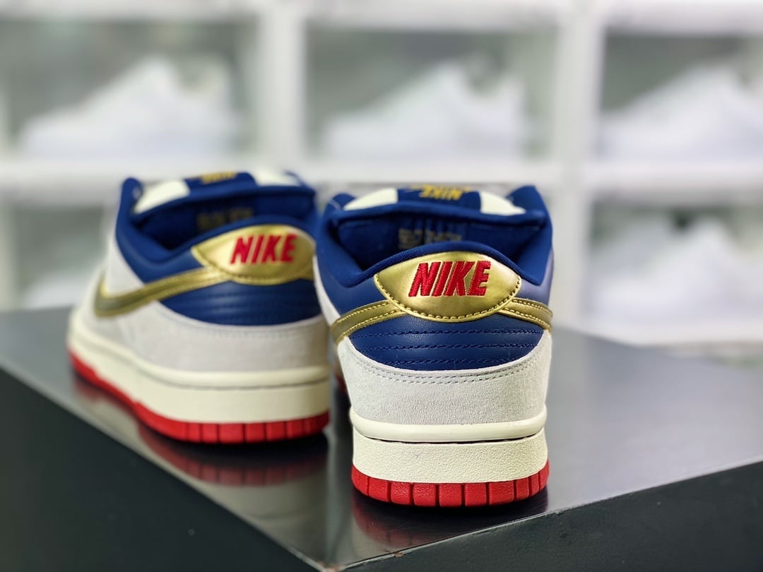 NK Dunk Low Azul Royal e Cinza em Camurça - Vista 3