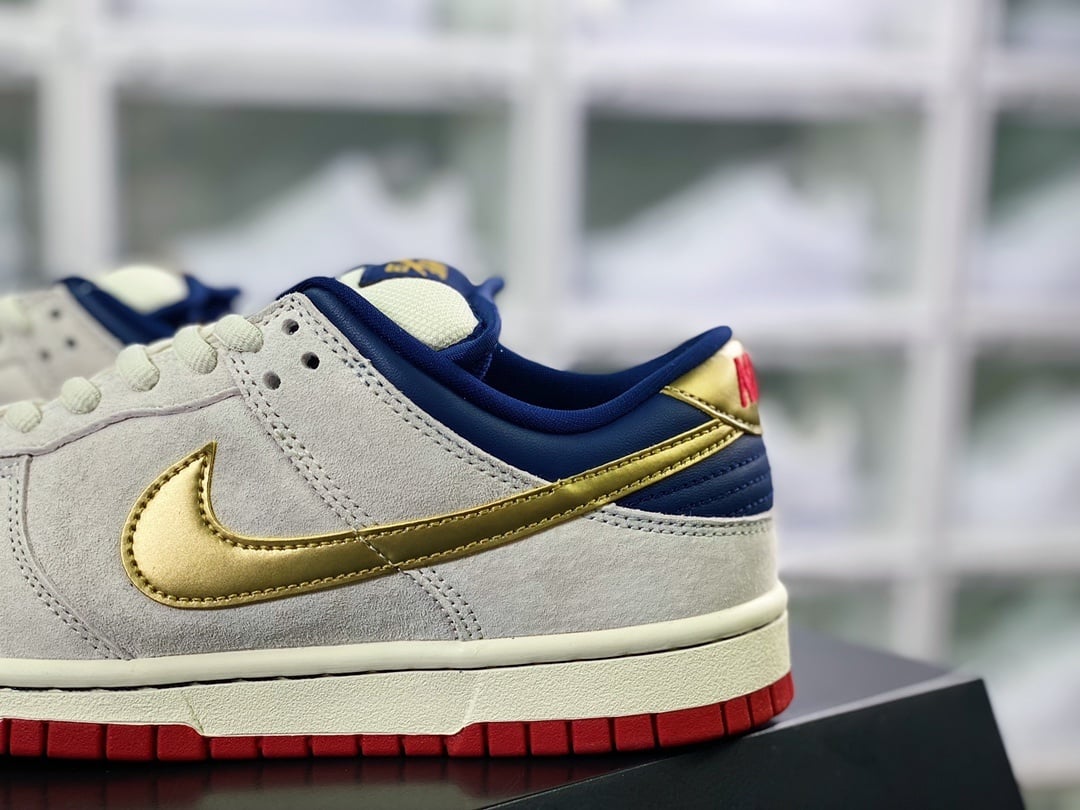 NK Dunk Low Azul Royal e Cinza em Camurça - Vista 9