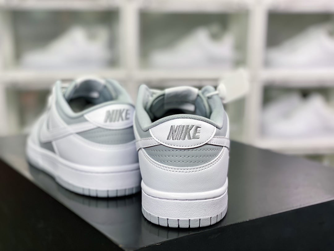 NK Dunk Low Couro Cinza Branco - Vista 4