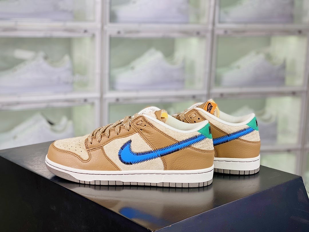 NK Dunk Low Furry Bear Marrom e Azul - Vista 2