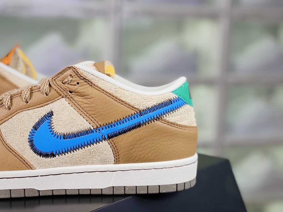 NK Dunk Low Furry Bear Marrom e Azul - Vista 9