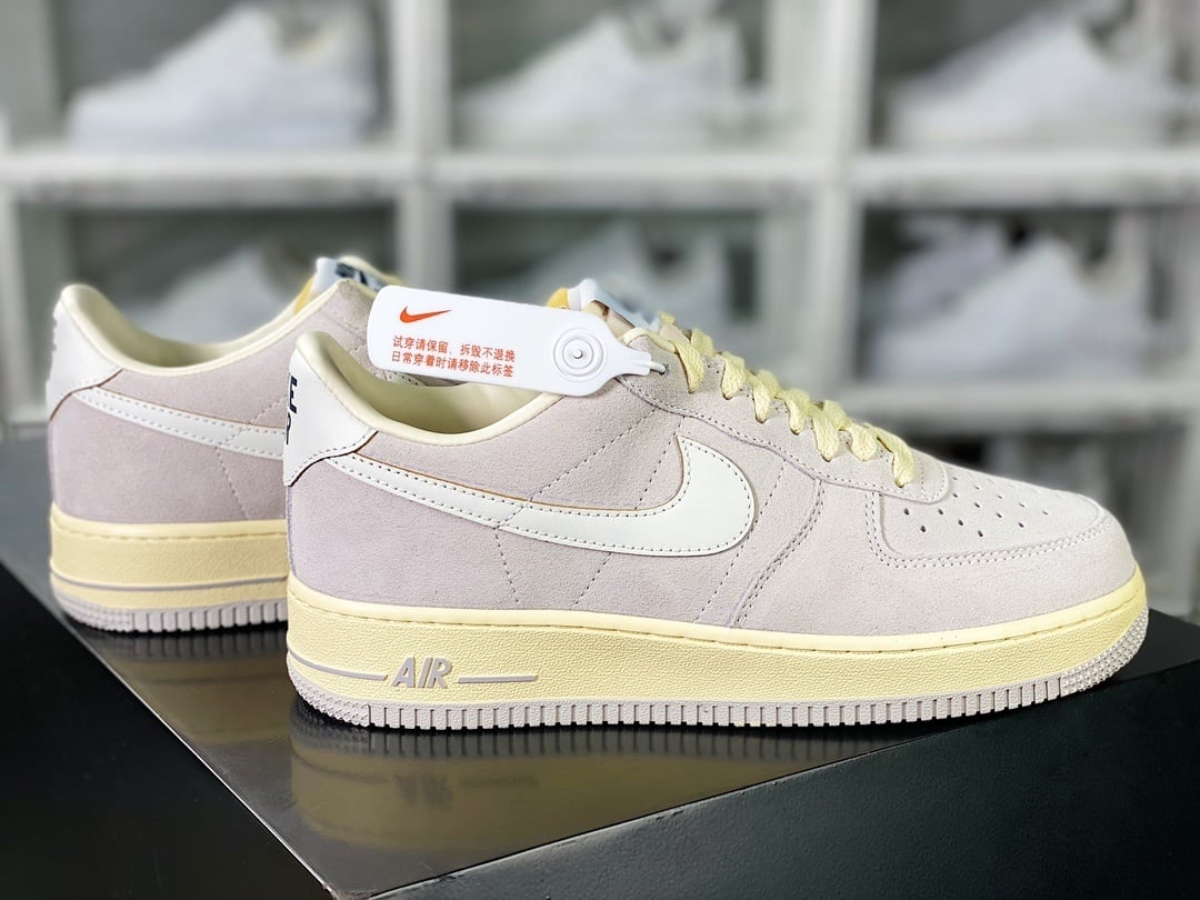Nike Leather Cinza Claro e Branco Oxidado com Amarelo - Vista 2