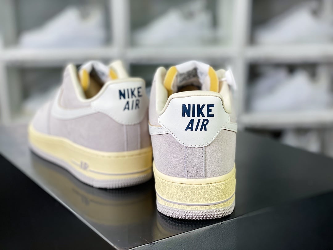 Nike Leather Cinza Claro e Branco Oxidado com Amarelo - Vista 4