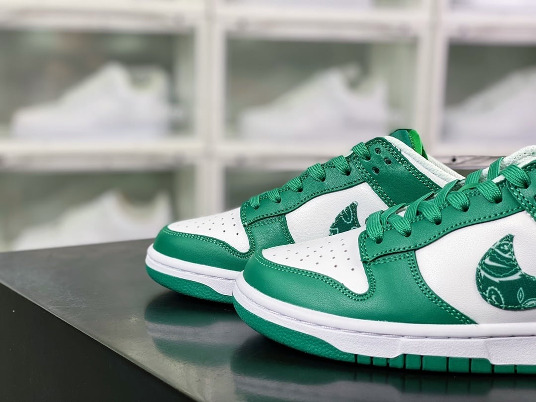 NK Dunk Low Verde Escuro, Branco e Cashew - Vista 8