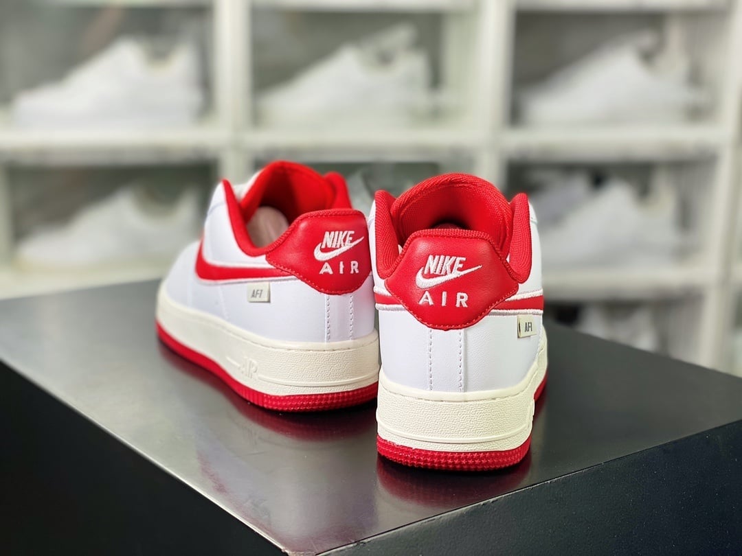 Nike Leather Branco e University Red Bordado Hook - Vista 4