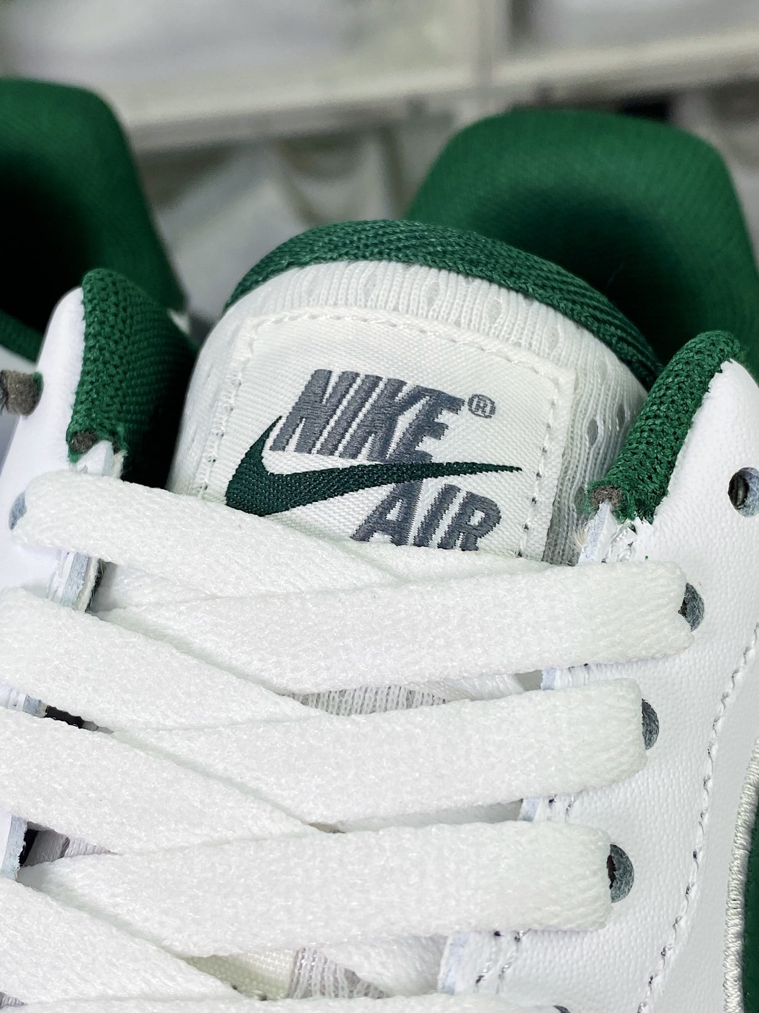 Nike Leather Branco e Verde Floresta Bordado Hook - Vista 7