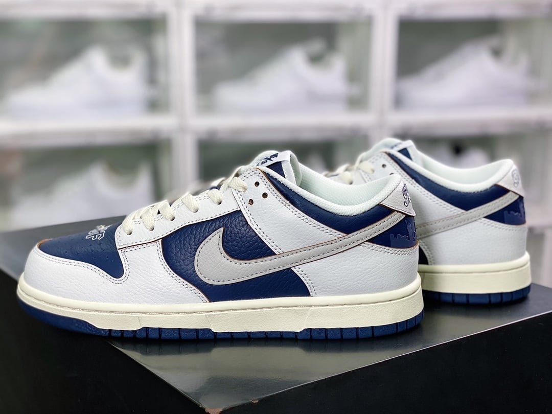 NK Dunk Low Couro Branco Azul Marinho Dourado - Vista 3