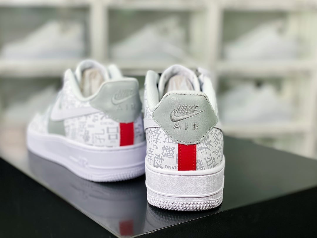 Nike Leather Branco e Cinza Bai Jia Xing Print - Vista 4