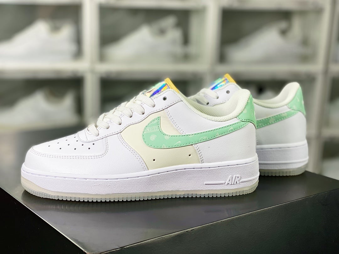 Nike Leather Branco e Creme Paisley - Vista 2