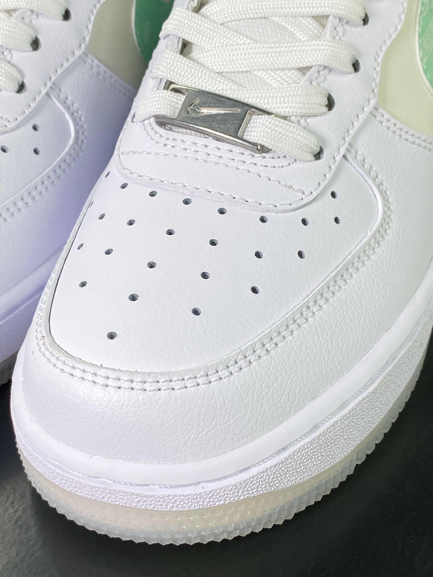 Nike Leather Branco e Creme Paisley - Vista 6