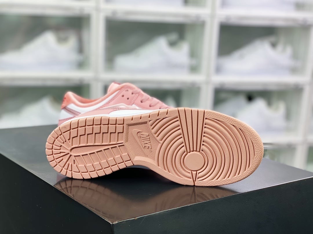 NK Dunk Low Branco e Rosa - Vista 4