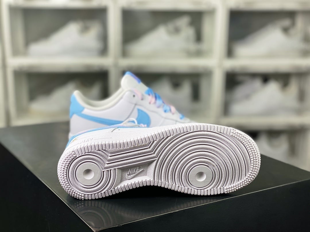 Nike Leather Branco, Rosa e Azul Graffiti - Vista 5
