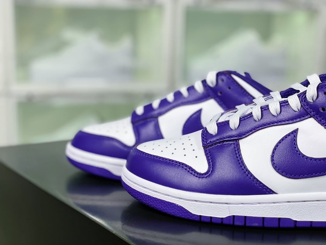 NK Dunk Low Roxo e Branco Academia - Vista 8
