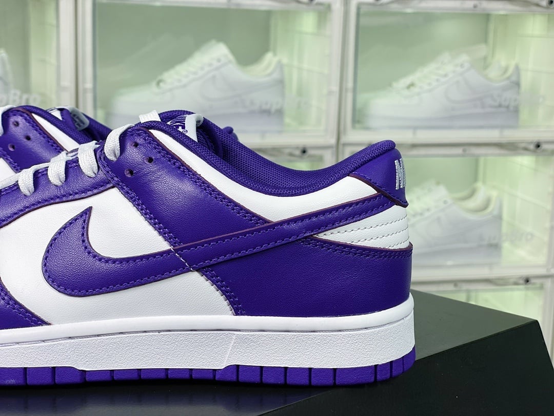NK Dunk Low Roxo e Branco Academia - Vista 9